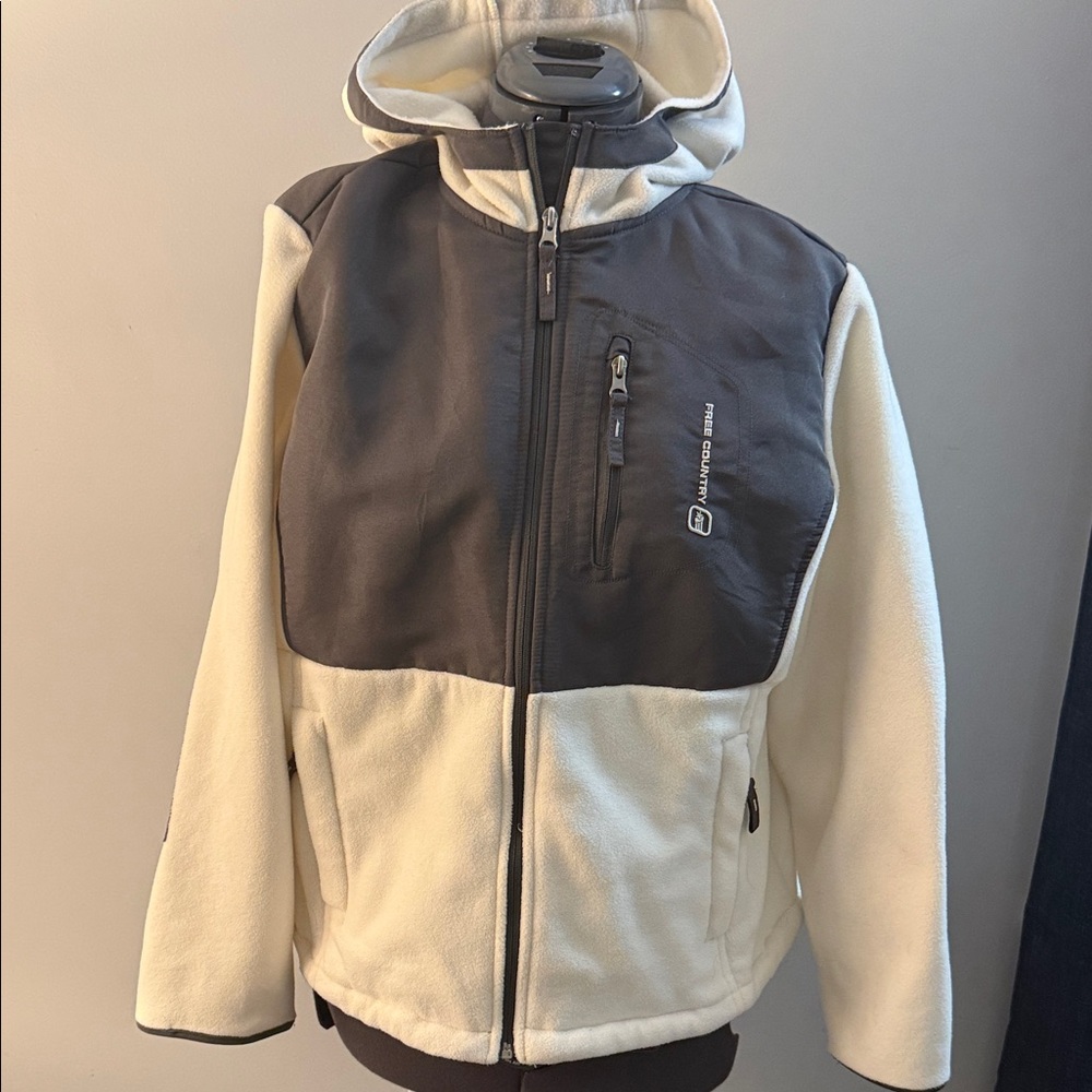 Free Country Gray and Cream Ski Jacket